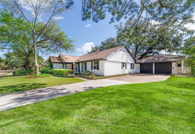 Building Photo - 5347 Rutherglenn Dr