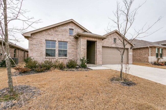 Building Photo - Stylish 4-Bedroom Home in Justin