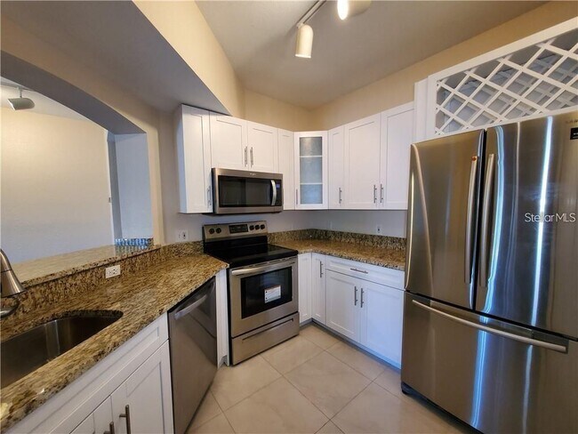Building Photo - 14905 Arbor Springs Cir