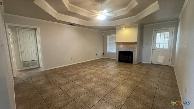 Building Photo - 3701 Water Oak Dr