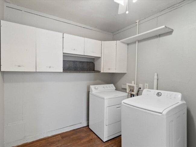 Building Photo - 5937 NW 58th Terrace