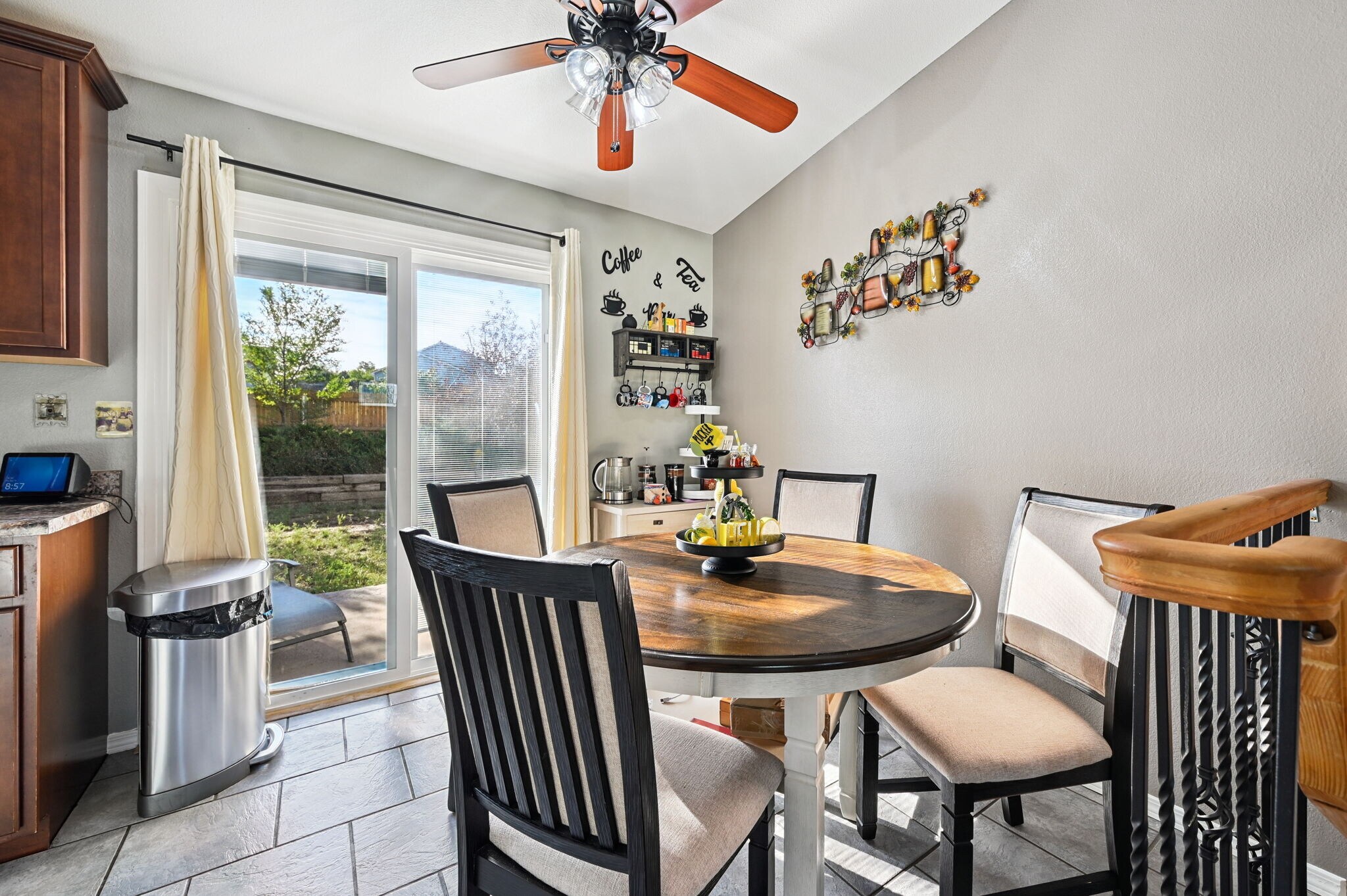 Dining Room - 1960 Doherty Rd