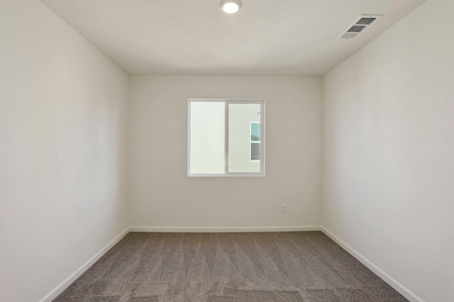 Building Photo - 3120 Kuppens Way