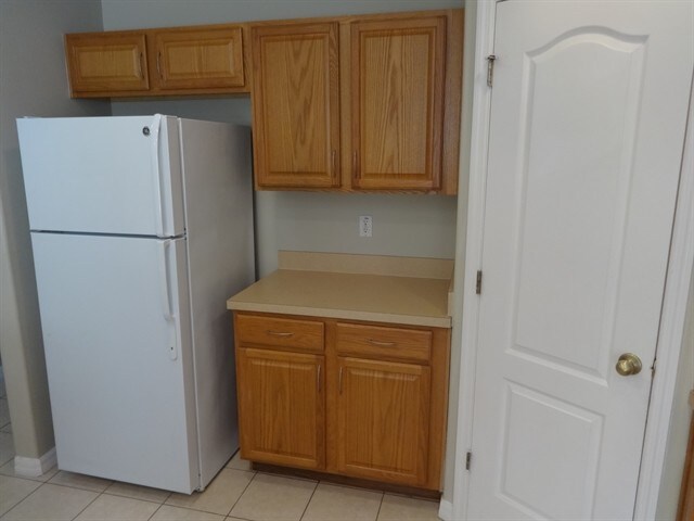 Building Photo - 136 Sura Blvd