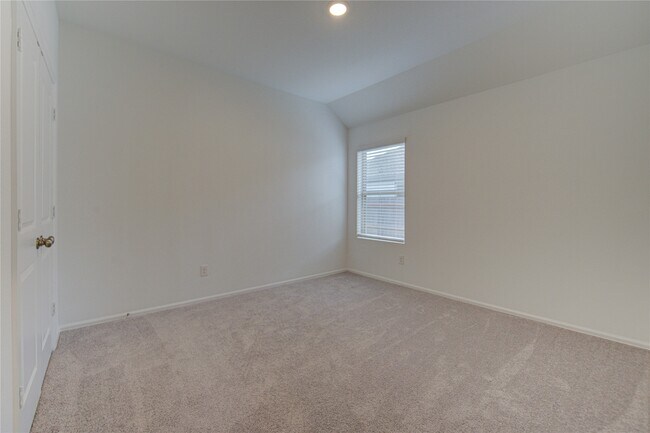 Building Photo - 2554 Olivine Stone Dr