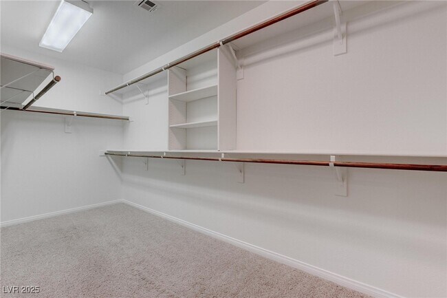 Building Photo - 242 Water Bridge Ct