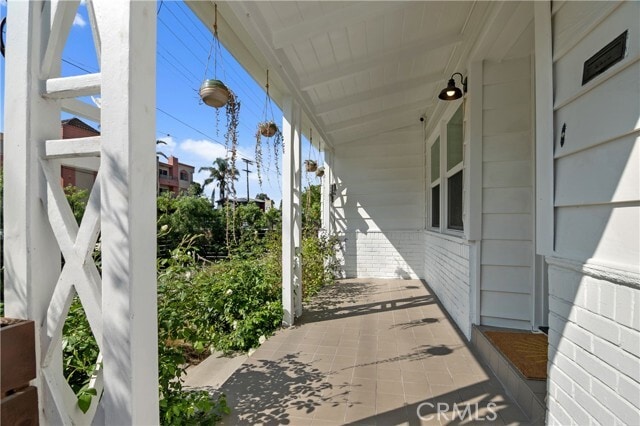 Building Photo - 3780 Beethoven St