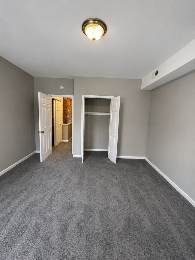 Building Photo - 411 N Luzerne Ave