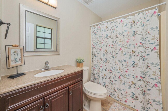 Building Photo - 212 Grand Prix Dr