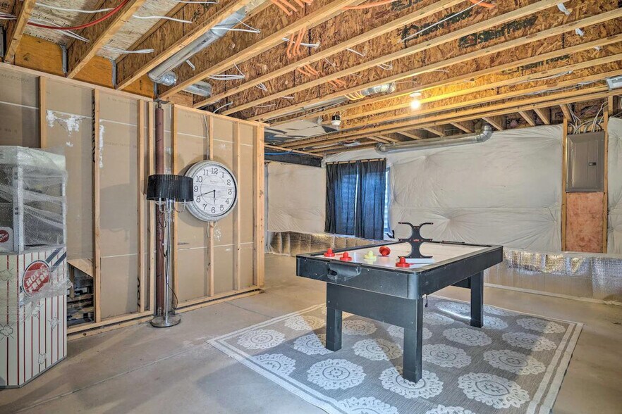 Building Photo - 6414 Caddy Point