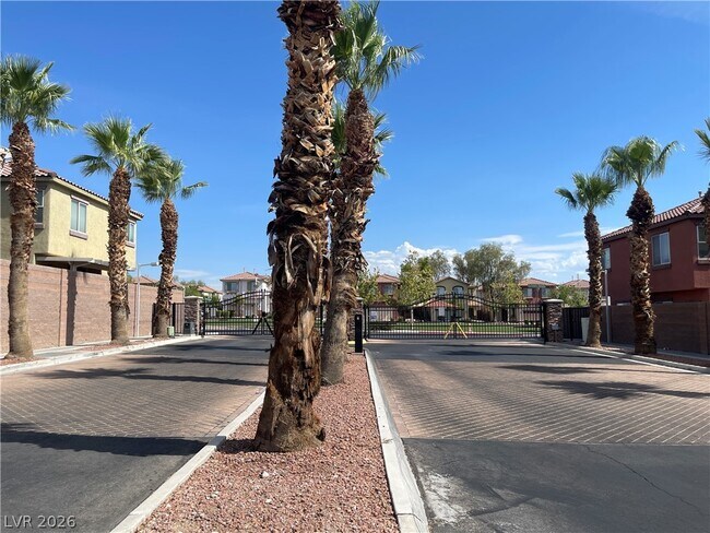 Building Photo - 8957 Sunrise Mesa Ct
