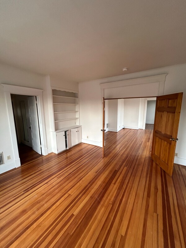 Building Photo - 1381 Union St