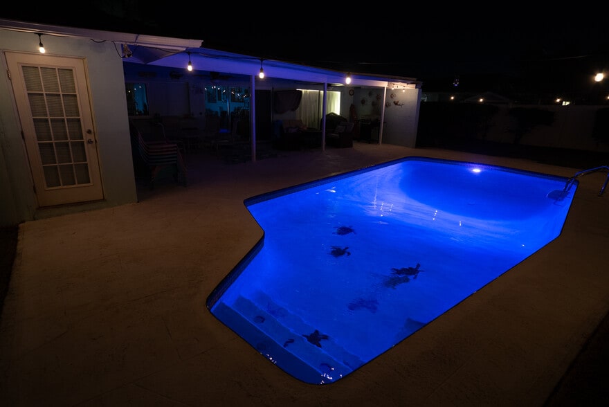 Building Photo - 8679 Merrimoor Blvd