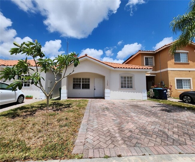 Building Photo - 10949 SW 181st Terrace