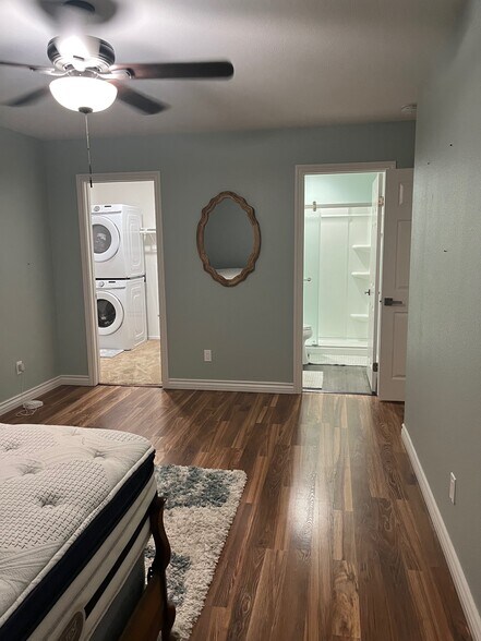 Building Photo - 24940 Butterchurn Rd