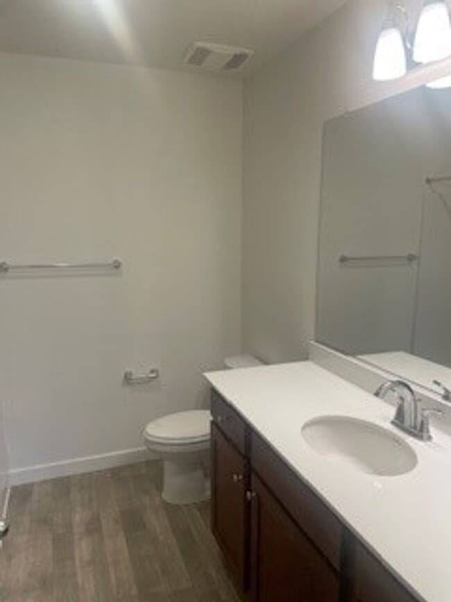 Building Photo - Brand New Townhouse for Rent