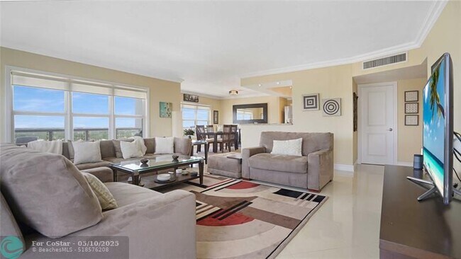 Building Photo - 3750 Galt Ocean Dr