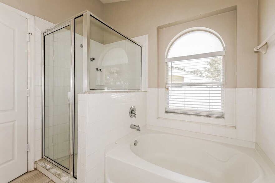 Building Photo - 6934 Waterbrook Ct