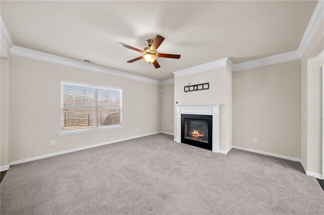 Building Photo - 5337 Burrus Ln