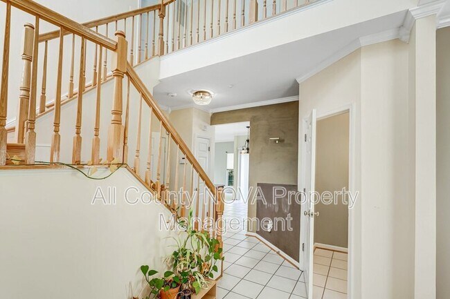 Building Photo - 8308 Deerstill Way