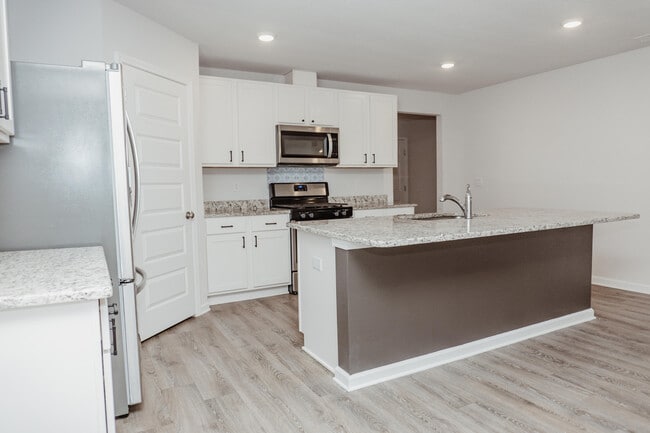 Building Photo - 2801 Patriot Ridge Dr