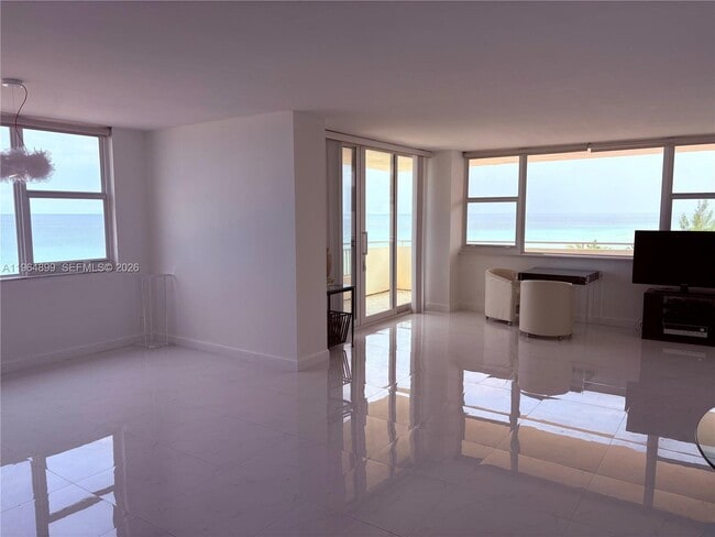 Building Photo - 3180 S Ocean Dr