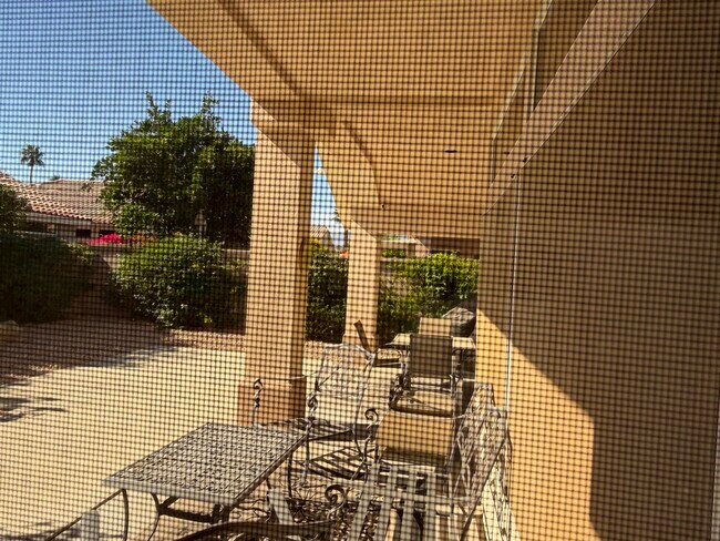 Building Photo - 78975 Champagne Ln