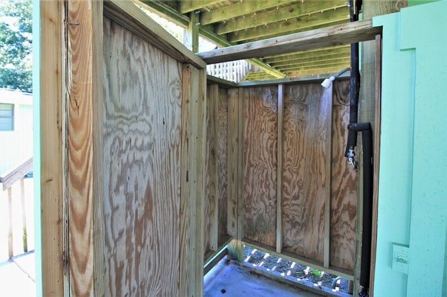 Building Photo - Surf City - 3BR 2BA Pet Friendly Cottage O...