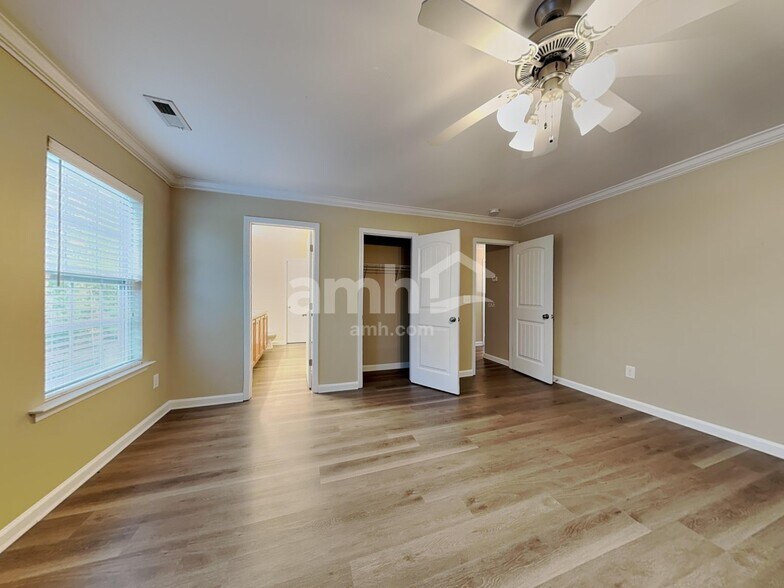 Building Photo - 5160 Busted Rock Trl