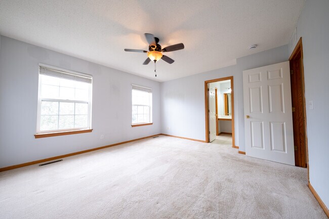 Building Photo - 799 Cobblestone Way