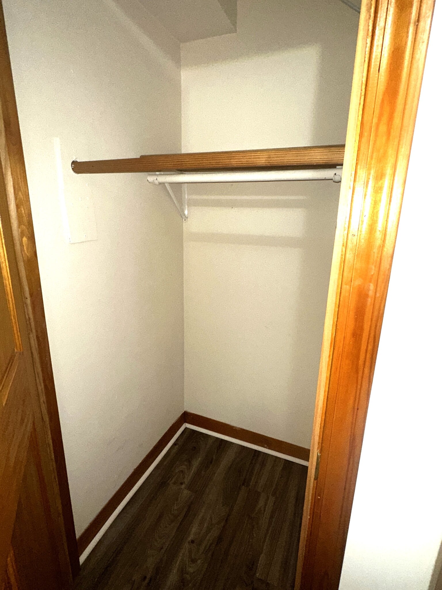 Building Photo - 1328 W Melrose St