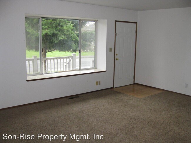 Building Photo - 2 br, 1.5 bath House - 2225 Texas Street