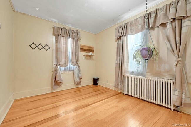 Building Photo - 42 Williams Ave