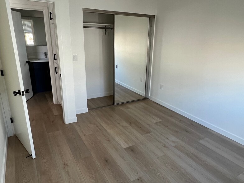 Building Photo - 1234 E Florida St