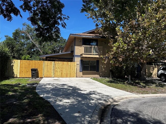 Primary Photo - 500 YELLOWWOOD Ct