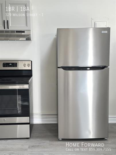 Building Photo - 329 Wilson St