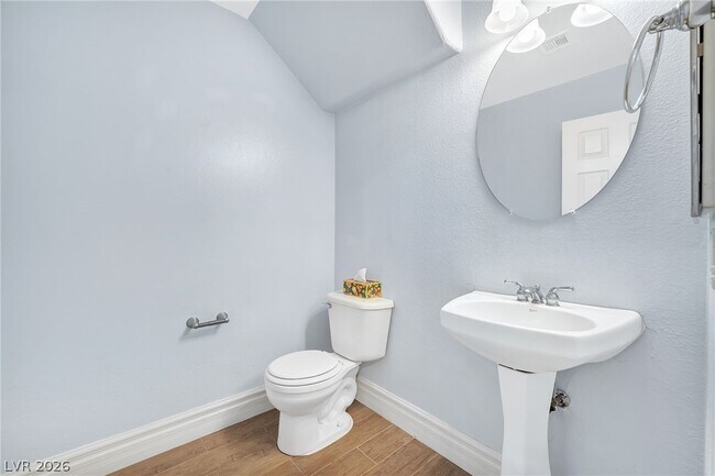 Building Photo - 367 Dogleg Dr
