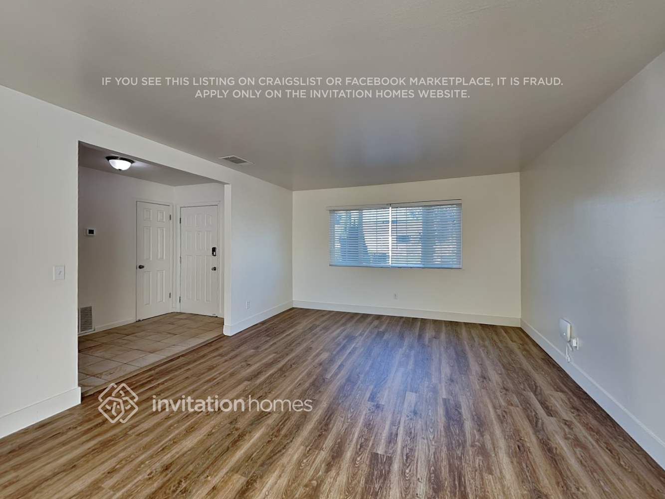 Building Photo - 525 Blue Wing Dr