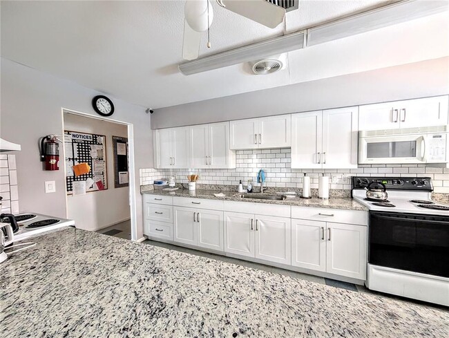Building Photo - 6099 Coral Way