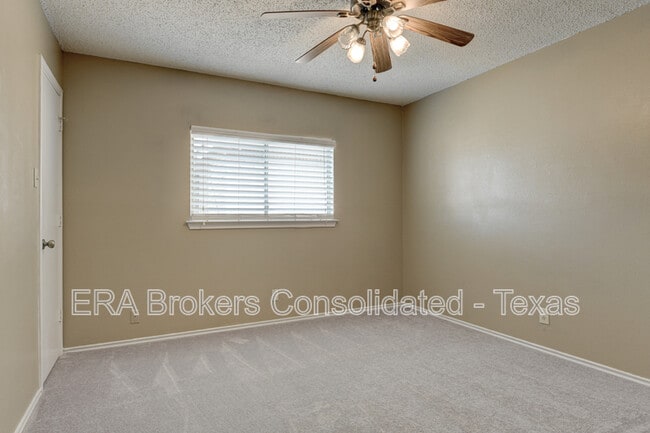 Building Photo - 7427 Northallerton