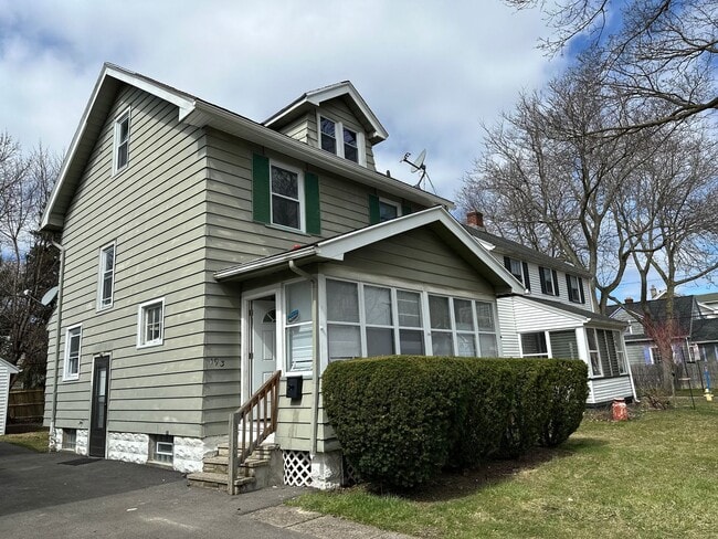 Building Photo - YOU WILL LOVE THIS HOME . CALL NOW FOR APPOINTMENT !!!