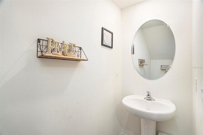 Building Photo - 38311 Sonnet Landing Ave
