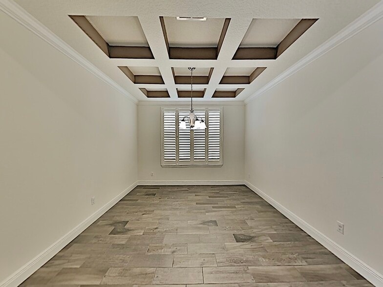 Building Photo - 8931 Lookout Pointe Dr