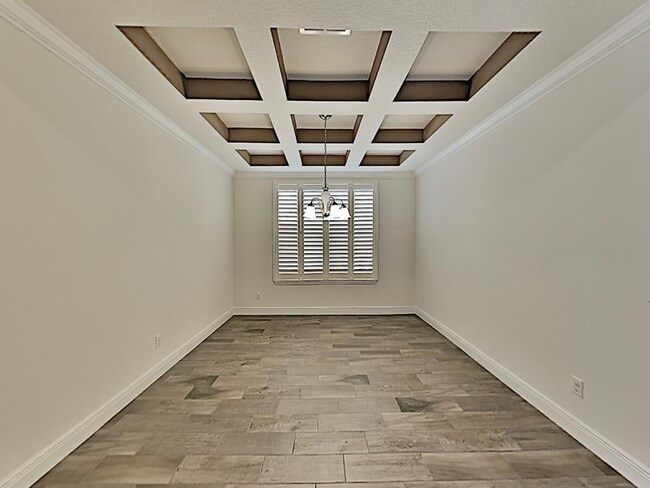 Building Photo - 8931 Lookout Pointe Dr