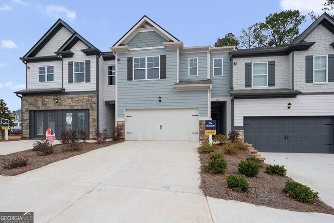 Building Photo - 230 Lower Pheasant Ln