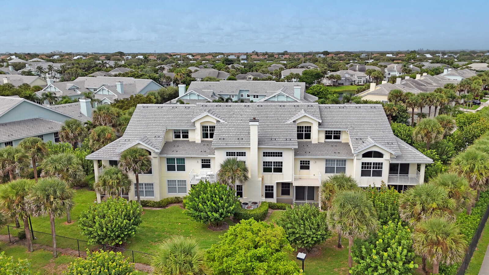 Building Photo - 705 Mainsail Cir