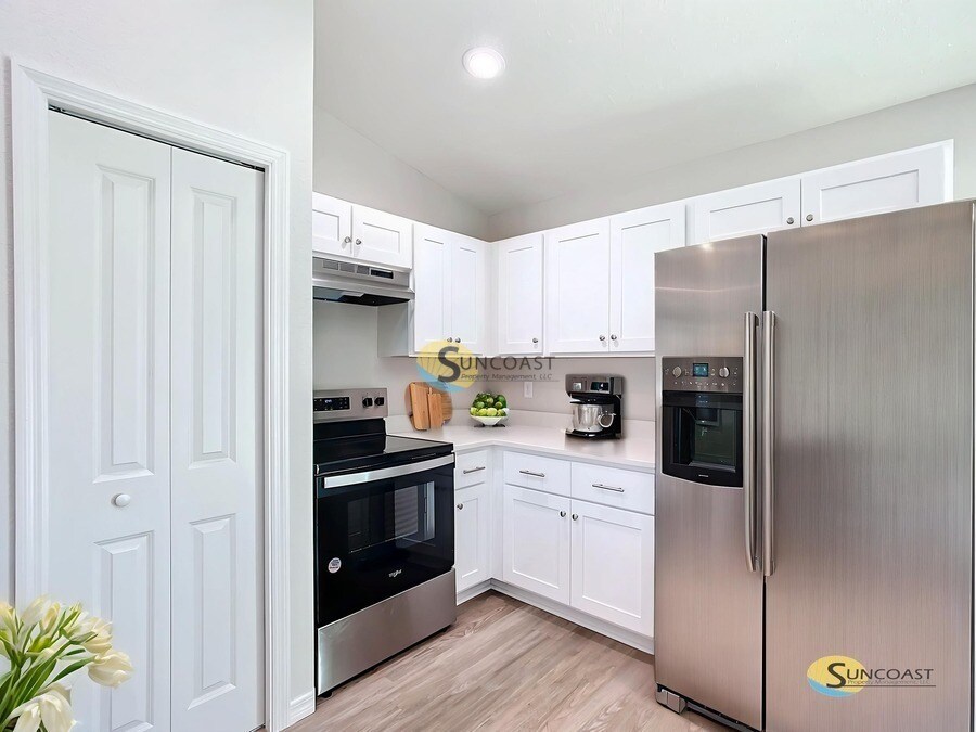 Building Photo - 3156 W Barberton Pl