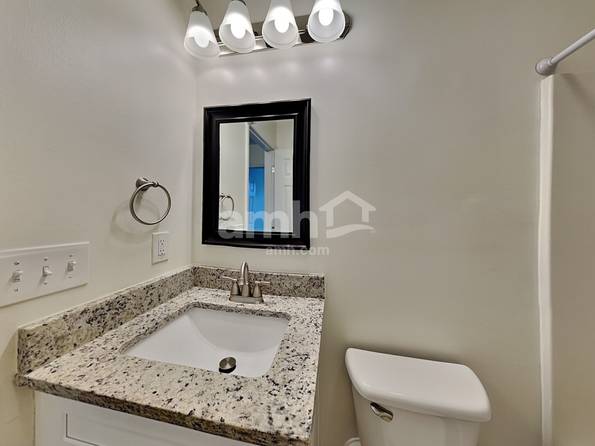 Building Photo - 5410 Bridgegate Dr