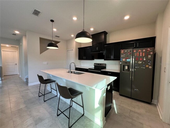 Building Photo - 14143 Title Wy