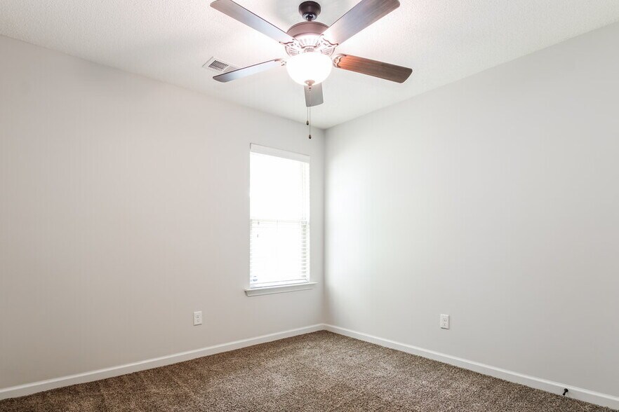 Building Photo - 9470 Eckley Pl